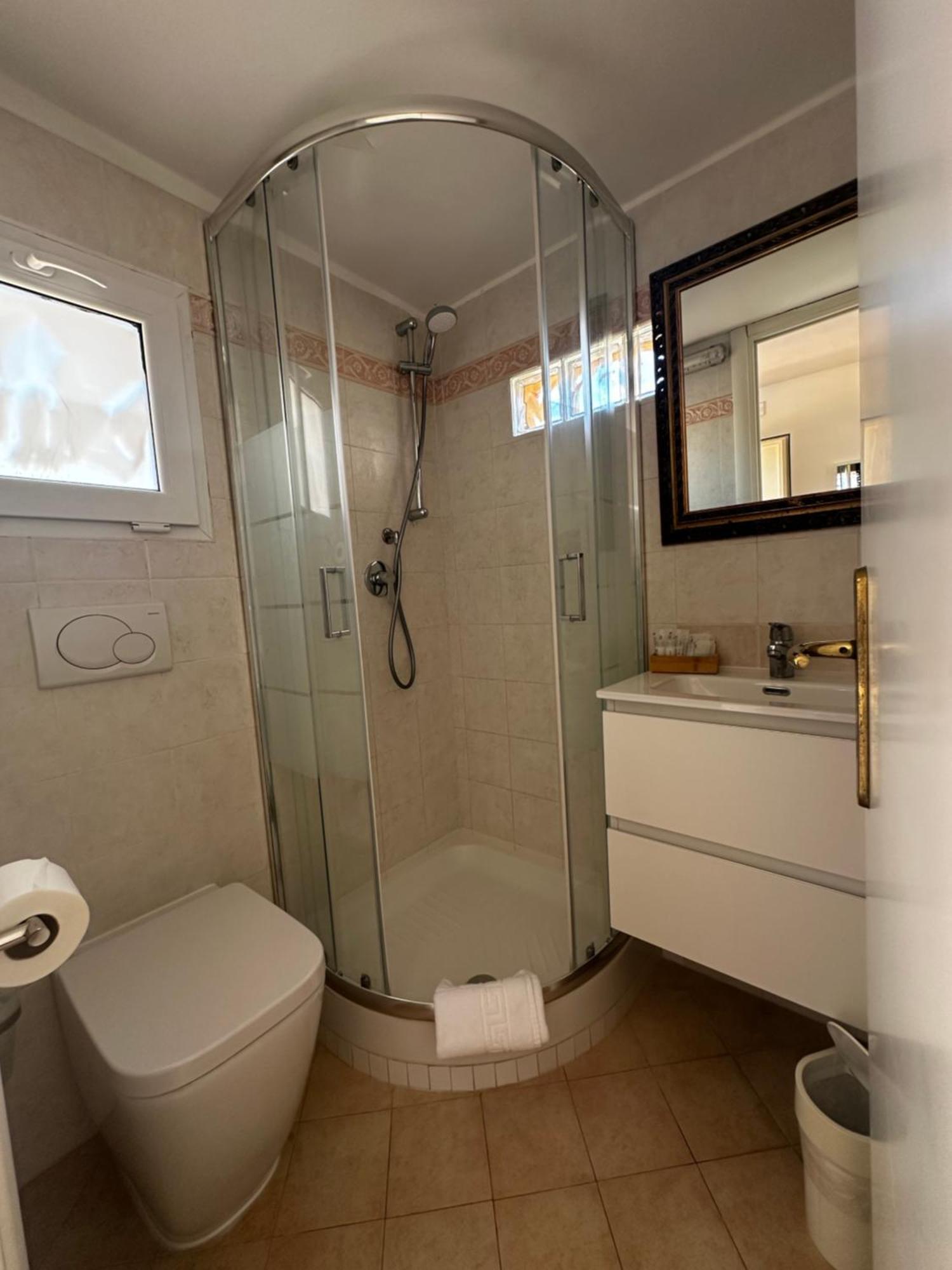 Comfort Astoria Palace Bed and breakfast 3*